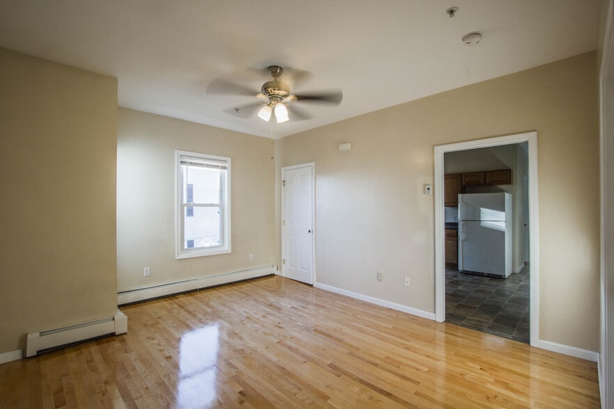 Dining Room - 19 Wilson St