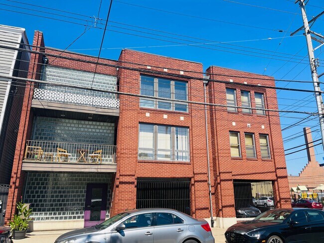 Primary Photo - 104 S 24th St