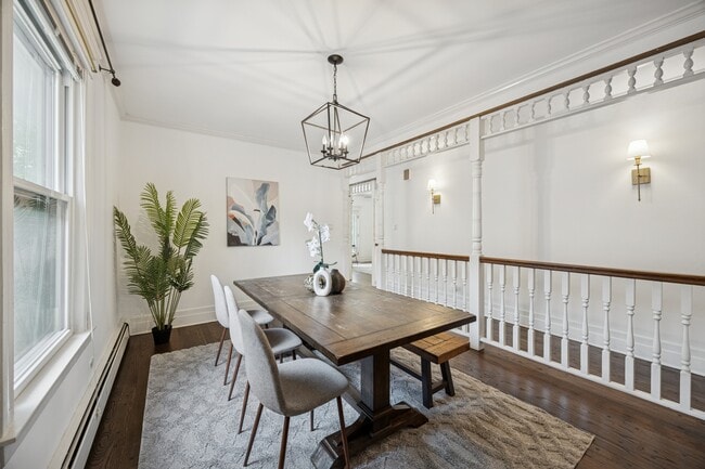 Building Photo - 138 Clinton Ave