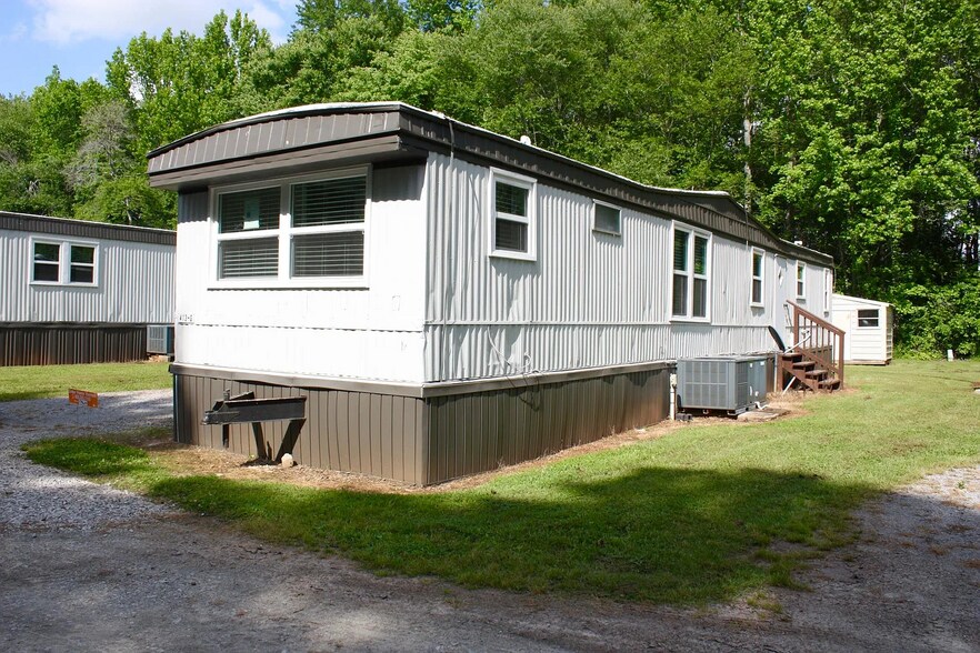 Building Photo - 413 W Limestone Rd