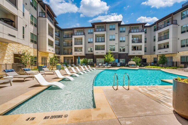 Building Photo - 1000 Grandys Ln