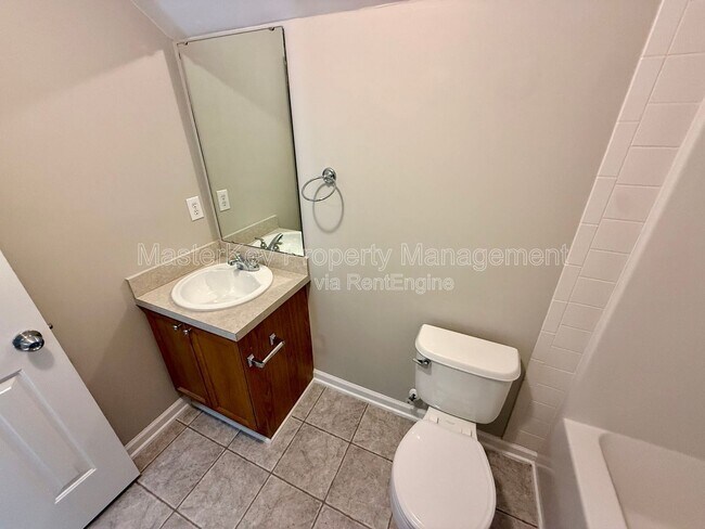 Building Photo - 217 Marino Pl