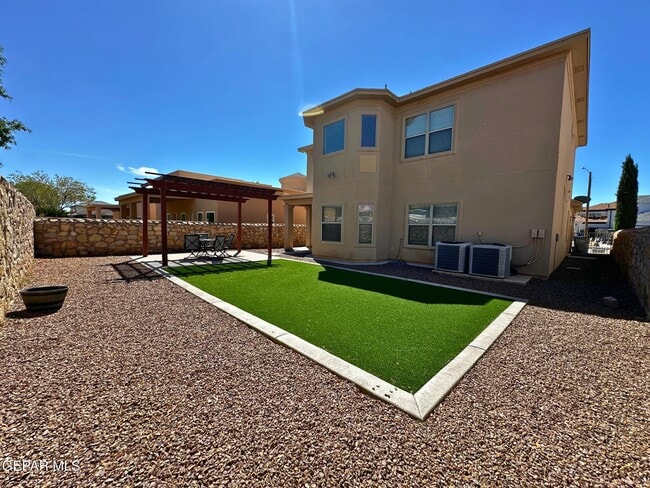 Building Photo - 5373 Guillermo Frias Ln
