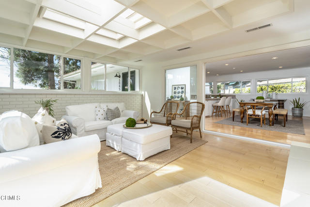 Building Photo - 5045 Redwillow Ln