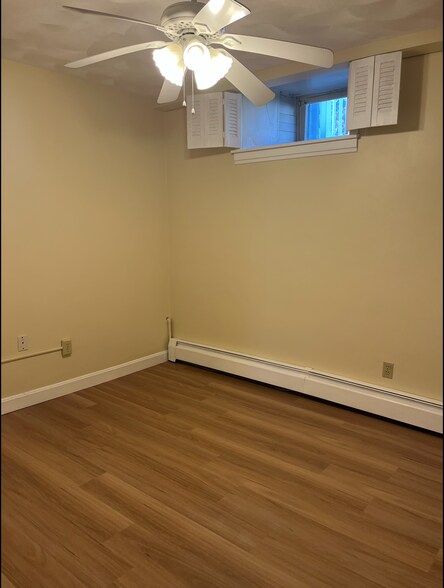 Building Photo - 46 Phenix Ave