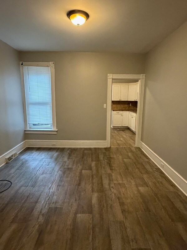 Building Photo - 409 S Shippen St