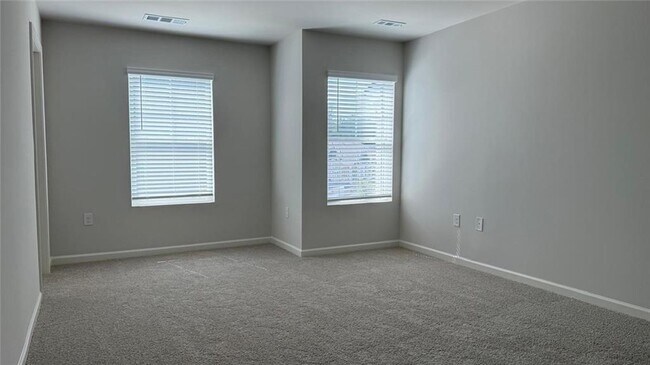 Building Photo - 3031 Greyton Dr