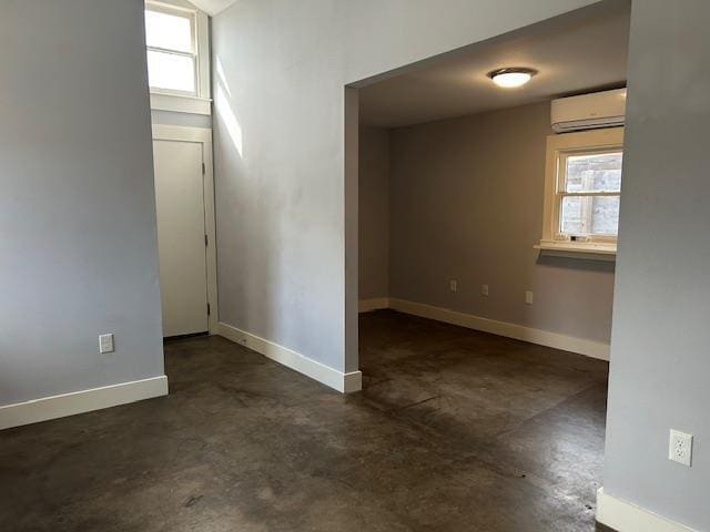 Building Photo - 704 W 34th St