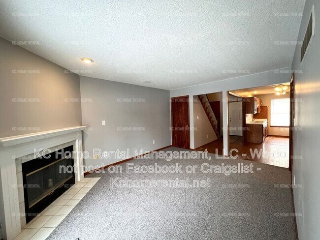 Building Photo - 8002 NW 79th Pl