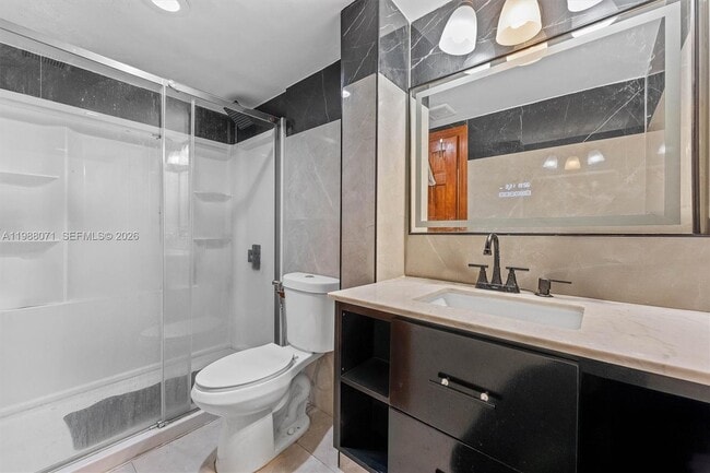 Building Photo - 314 NE Miami Ct