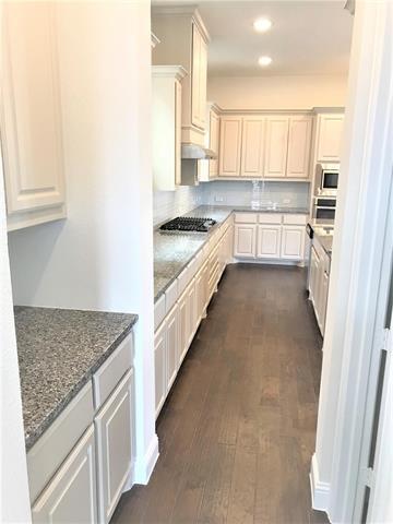Building Photo - 6924 Royal View Dr