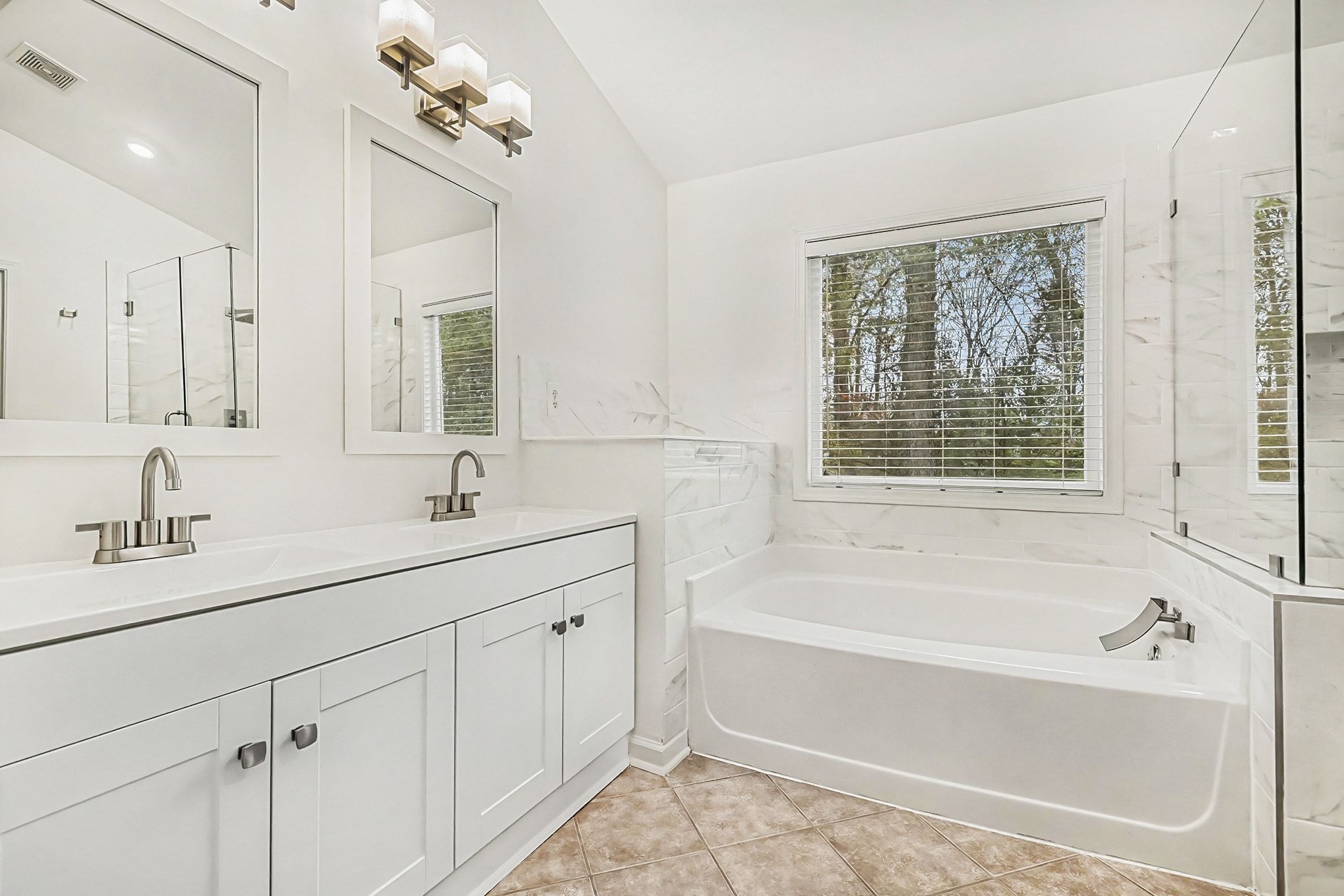 Building Photo - 1645 Caswell Pky