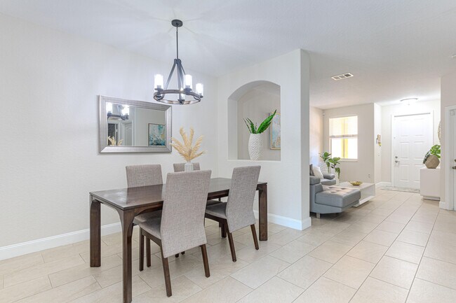 Building Photo - 2320 Shoma Ln