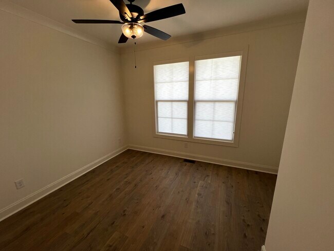 Building Photo - 129 Stewarts Lndg Dr