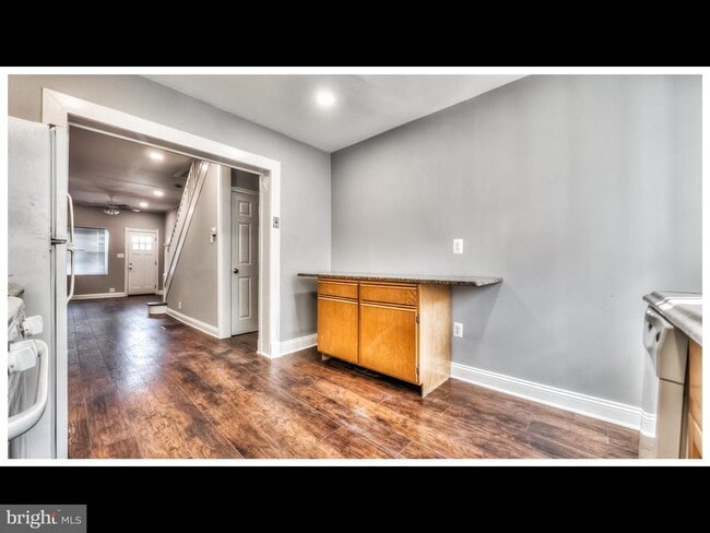 Building Photo - 502 S Highland Ave