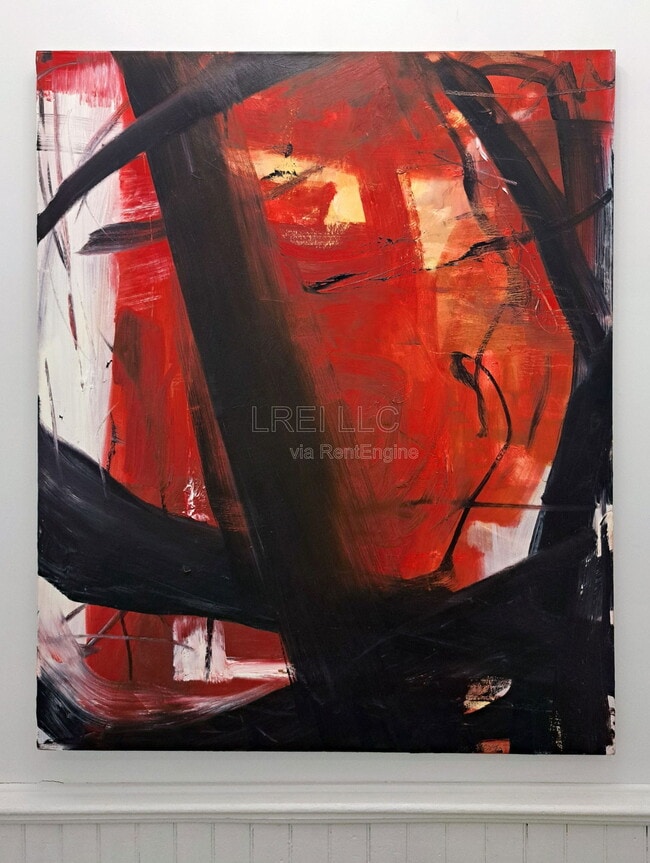 Building Photo - 925 E Madison St