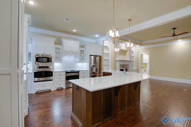 Building Photo - 8599 Bellewood Ln NW