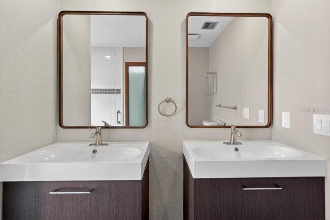 Building Photo - 234 Duncan Trail