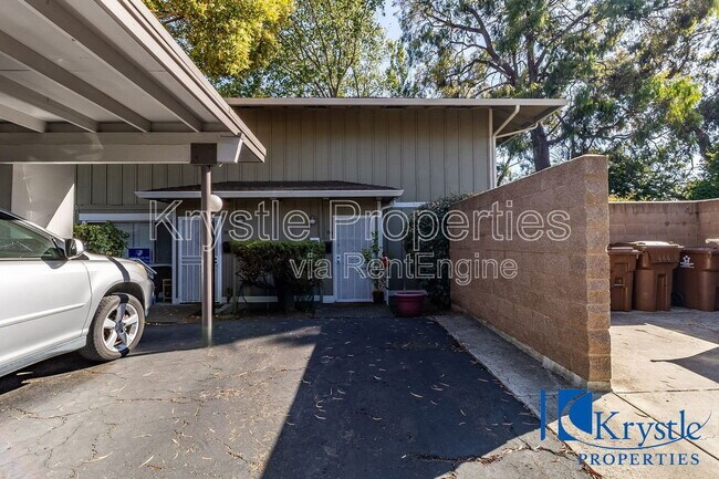 Building Photo - 138 Warwick Dr