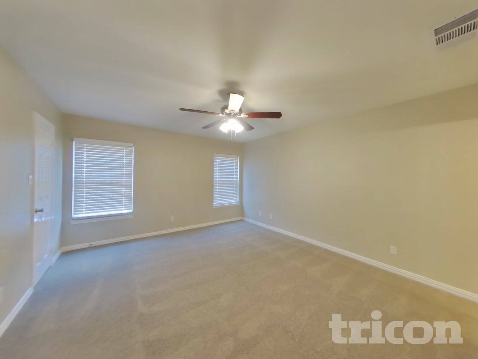 Building Photo - 496 Justice Dr