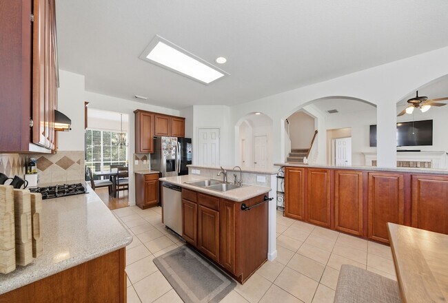 Building Photo - 20115 Shavon Ct