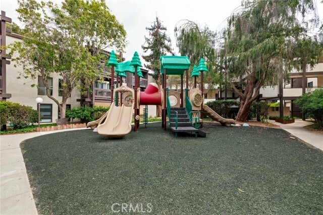 Building Photo - 7765 W 91st St