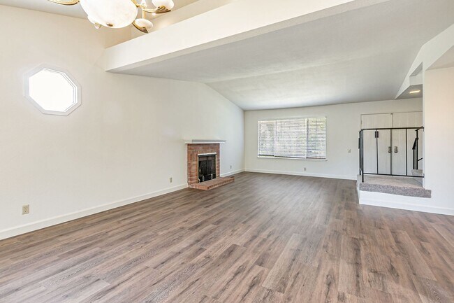 Building Photo - Spacious 4-Bedroom Home in Prime Milpitas