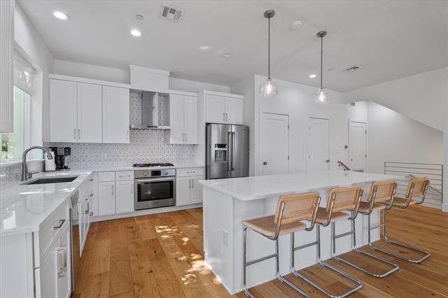 Building Photo - 2222 Moser Ave