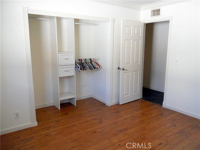 Building Photo - 630 N Darwood Ave