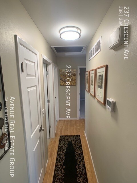 Building Photo - 237 Crescent Ave