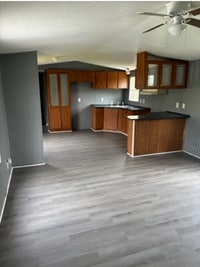 Building Photo - 119 Lee Dr SE