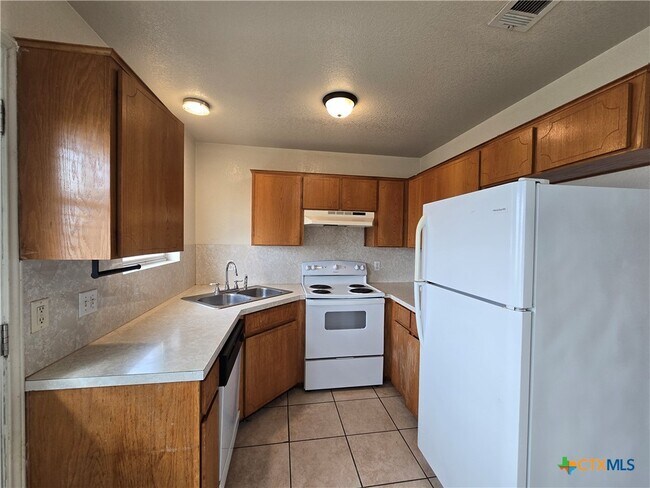 Building Photo - 1206 Industrial Blvd