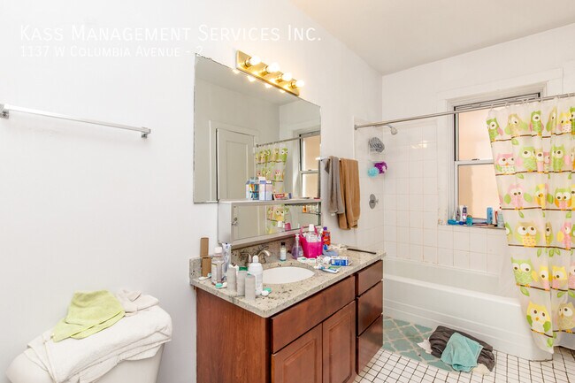 Building Photo - 1137 W Columbia Ave