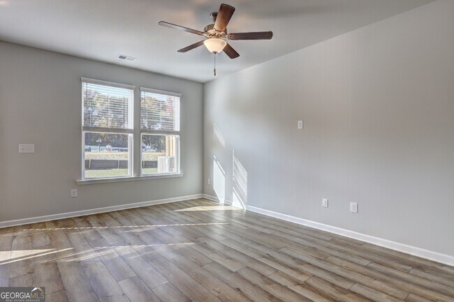 Building Photo - 479 Payne Dr