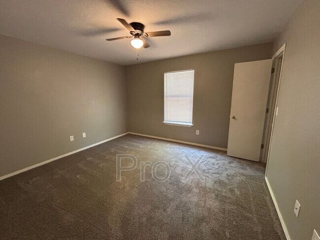 Building Photo - 1364-1454 S Sequoyah Ct