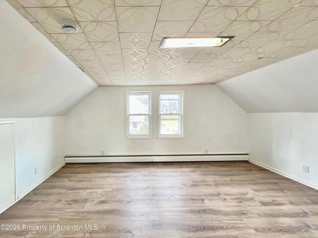 Building Photo - 207 Midway Ave