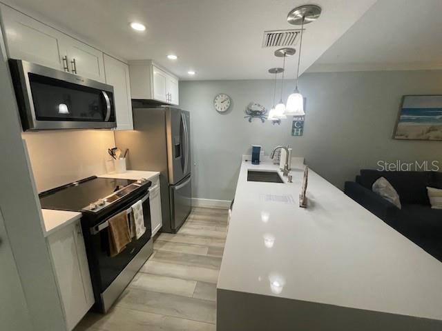 Building Photo - 225 104th Ave