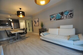 Building Photo - 488 NE 18th St