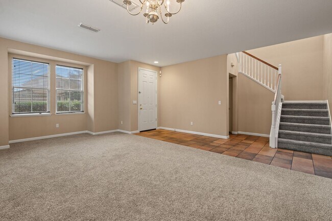 Building Photo - 10228 Pedra Do Sol Way