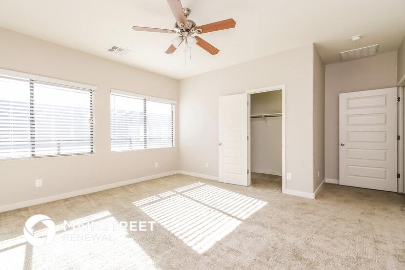 Building Photo - 1119 S Stapley Dr