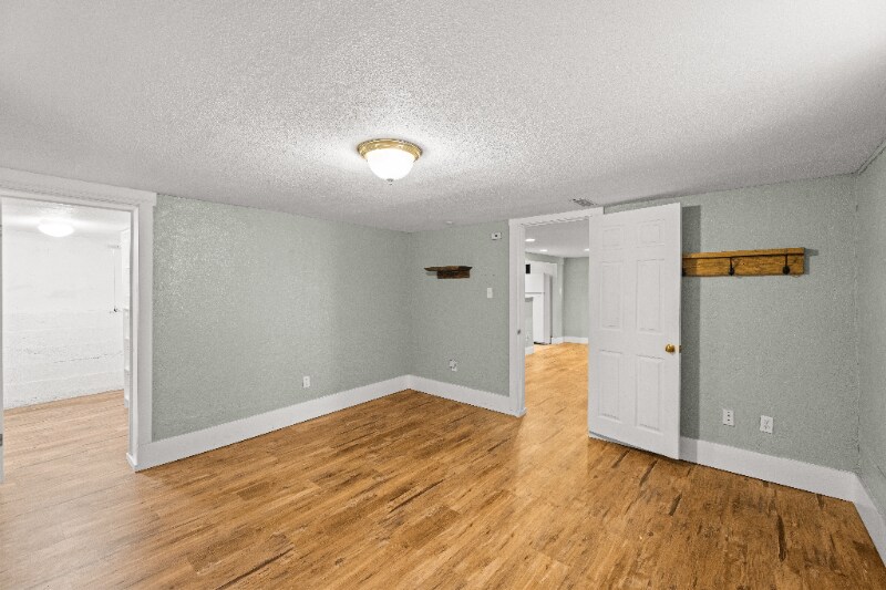 Building Photo - 1417 Quitman St