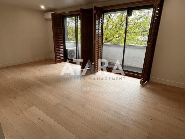 Building Photo - 2141 S 2060 E