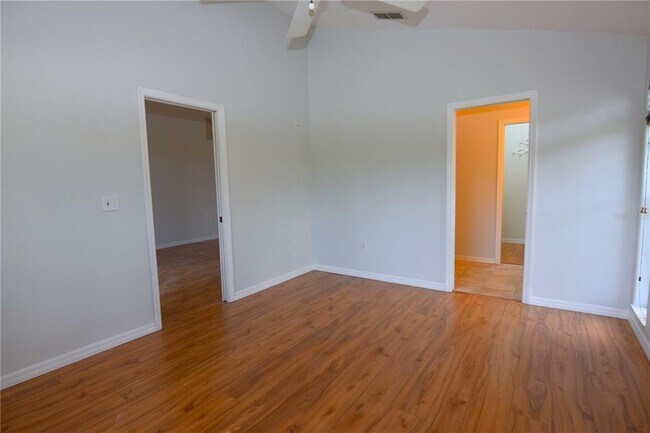 Building Photo - 8355 Glen Rose Way