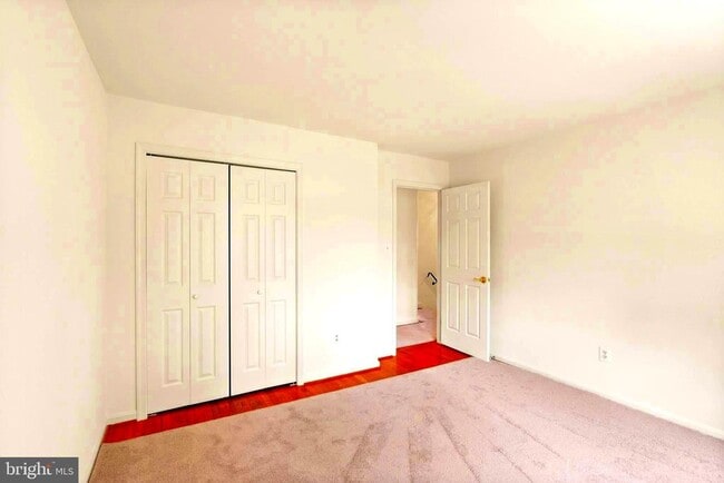 Building Photo - 7109 Davis Ct