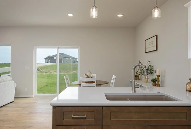 Building Photo - 11704 S 125th St