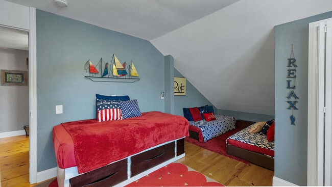 Building Photo - 316 Jacobs Creek Park Rd