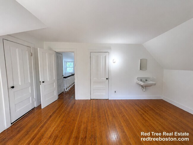 Building Photo - 45 N Beacon St