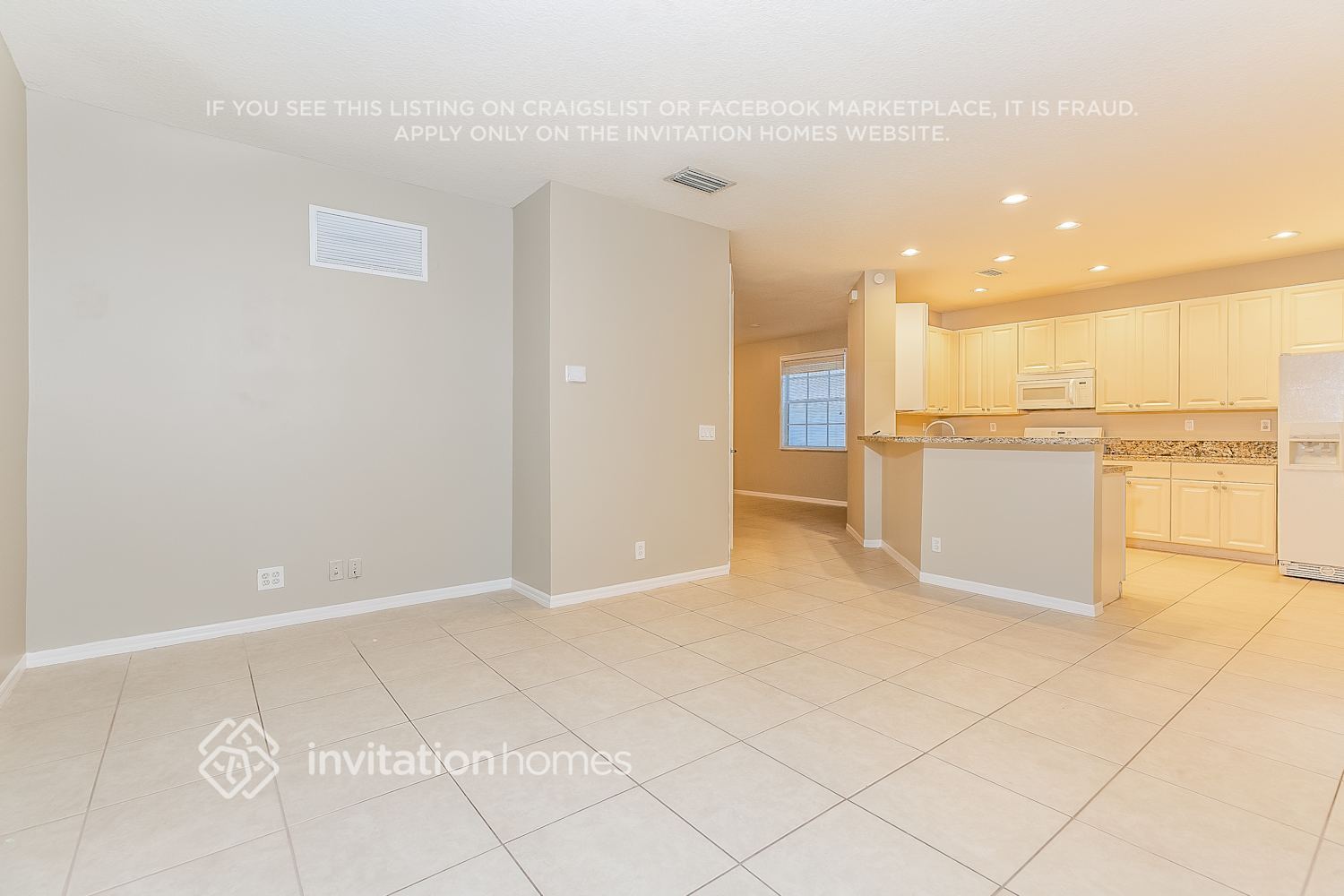 Building Photo - 375 Columbus St