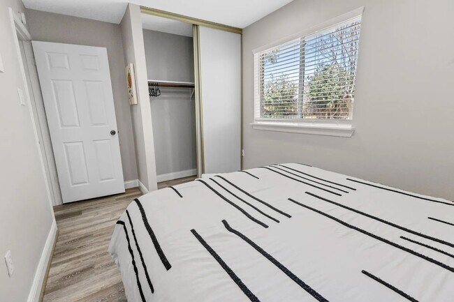 Building Photo - 20082 N Pecos Valley Trail