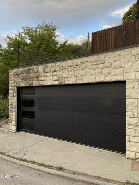 Building Photo - 4036 W Ave 42